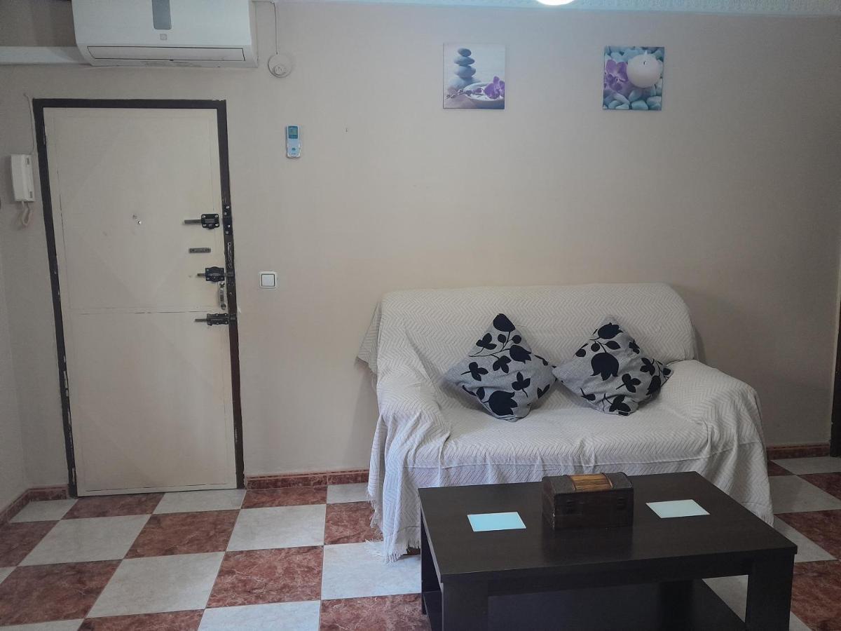 Appartamento Disfruta De Un Barrio Tranquilo Alcalá de Guadaira Esterno foto