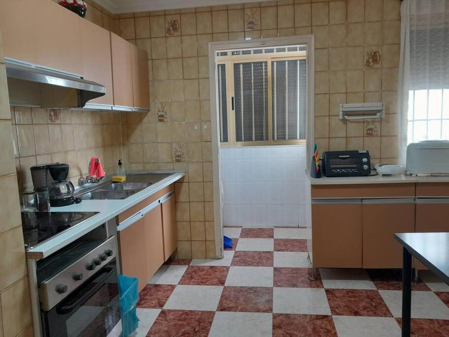 Appartamento Disfruta De Un Barrio Tranquilo Alcalá de Guadaira Esterno foto