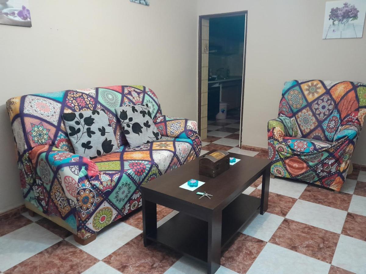Appartamento Disfruta De Un Barrio Tranquilo Alcalá de Guadaira Esterno foto